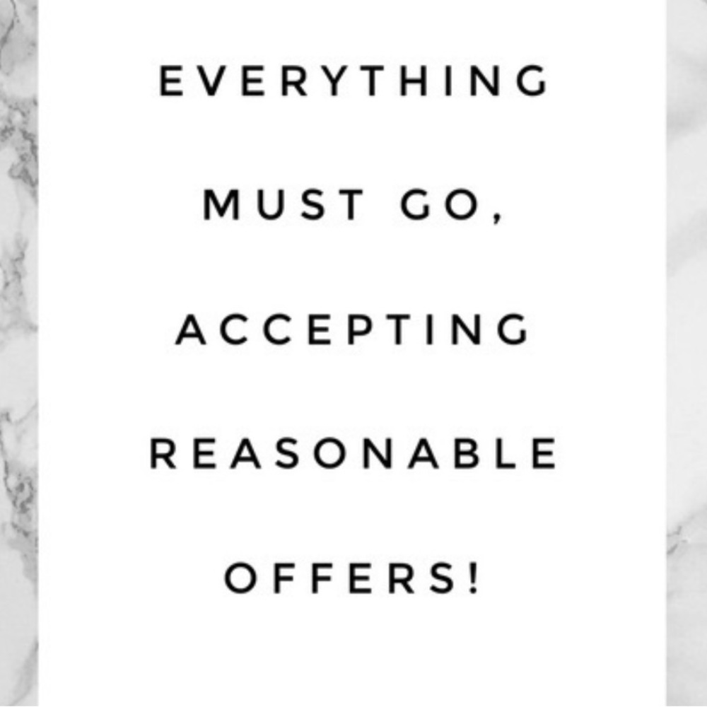 ACCEPTING OFFERS👏🏽👏🏽👏🏽